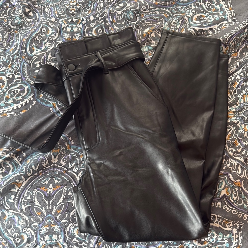 Abercrombie black skinny pants